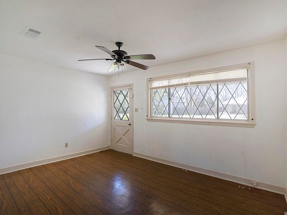 4th image of 1240 Louisiana Ave