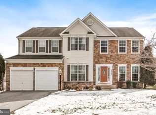 2616 Victorian Dr, Dover, PA 17315