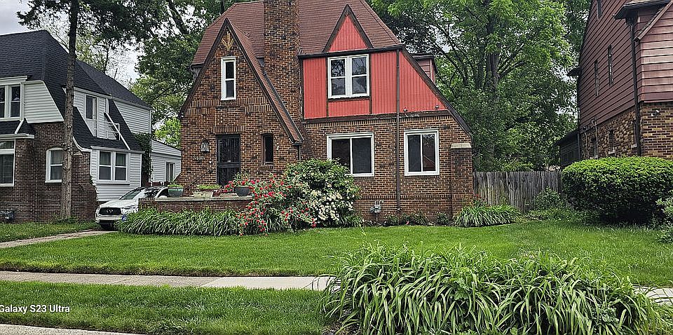 1st image of 15814 Plainview Ave