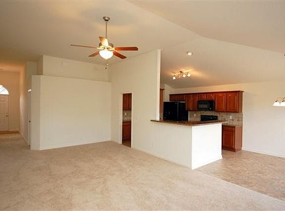 2nd image of 280 Gleneagles Way