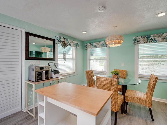5th image of 31541 Avenue A