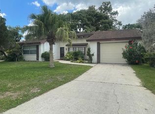 8306 Split Rail Ln, Hudson, FL 34667