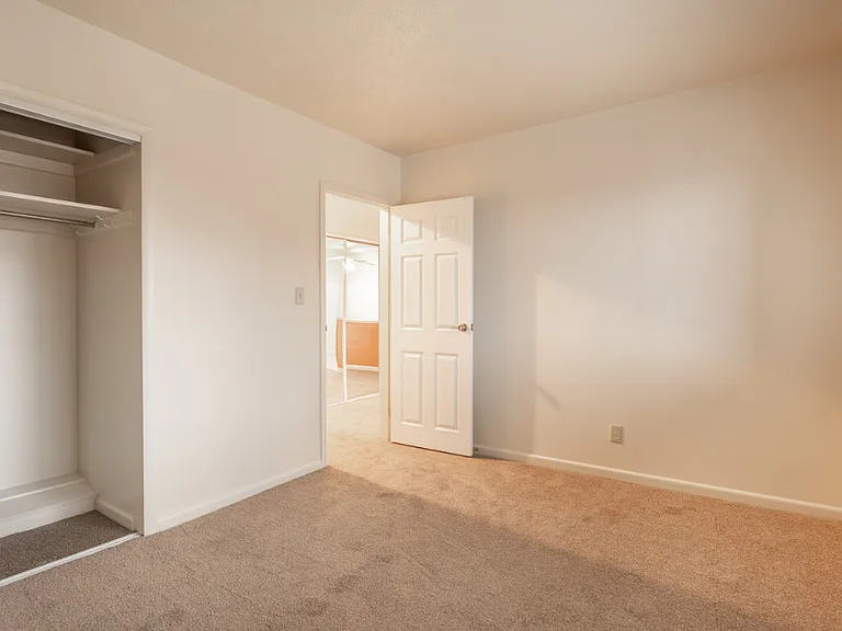 2607 Chamberlain Rd — Photo 10