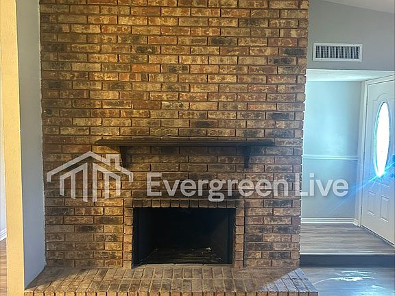 4th image of 9546 Sophora Dr