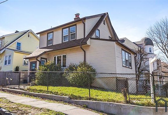2nd image of 77 Sherman Ave