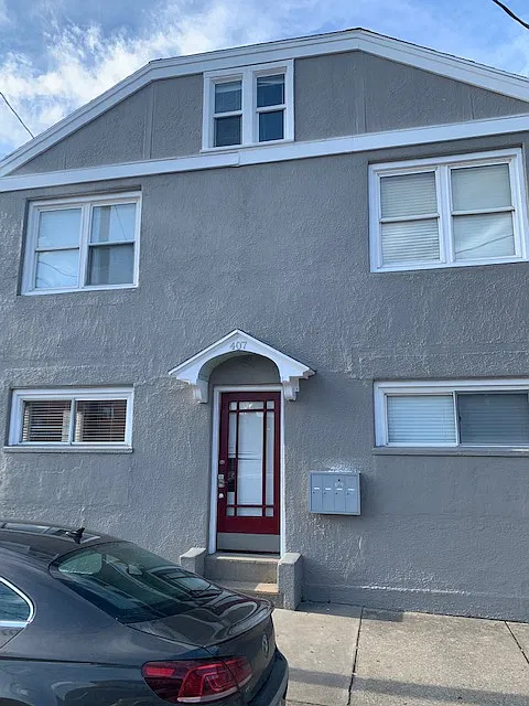 1 bed, 500 sqft, $550 — Photo 1