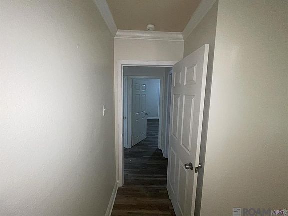 5th image of 4721 Hollywood St