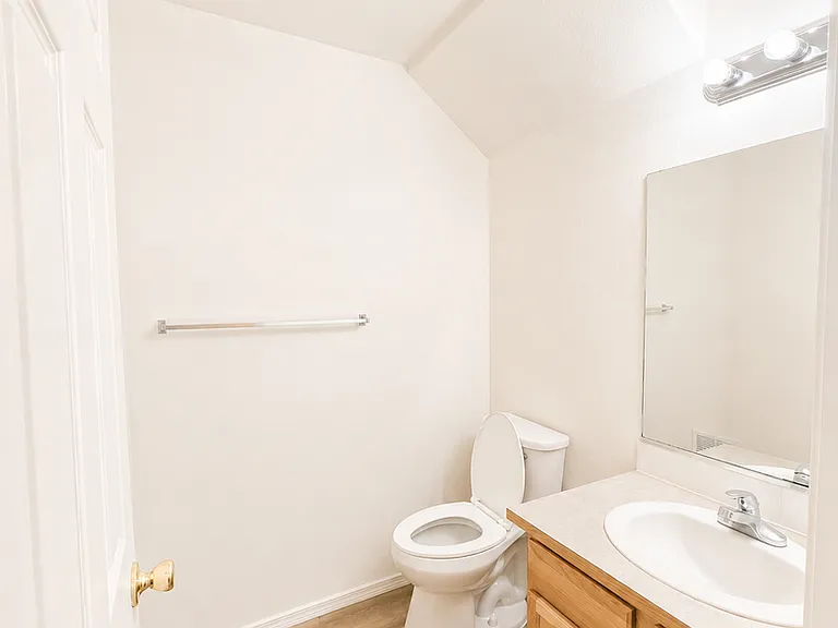 1429-1439 W Hyacinth Ln #1451 — Photo 4