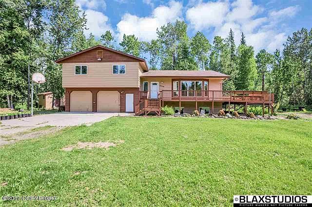 1st image of 2716 Amberwood Ct