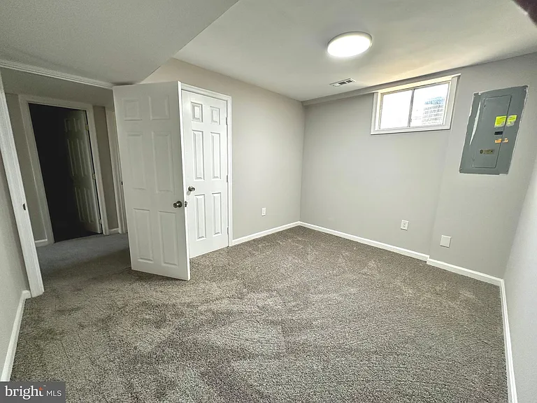 404 Cabin Ct — Photo 45