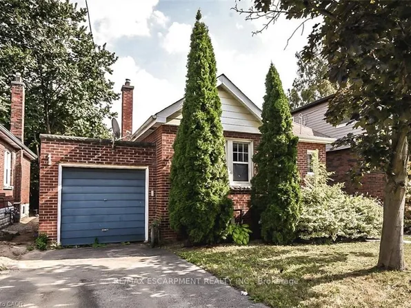 9 Gary Ave, Hamilton, ON L8S 1Y2