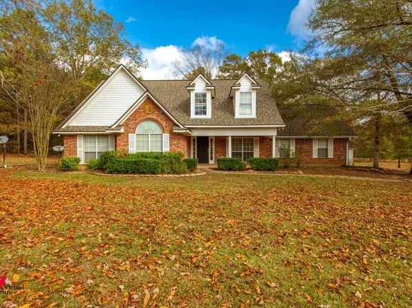 503 Bob White Ln, Benton, LA 71006