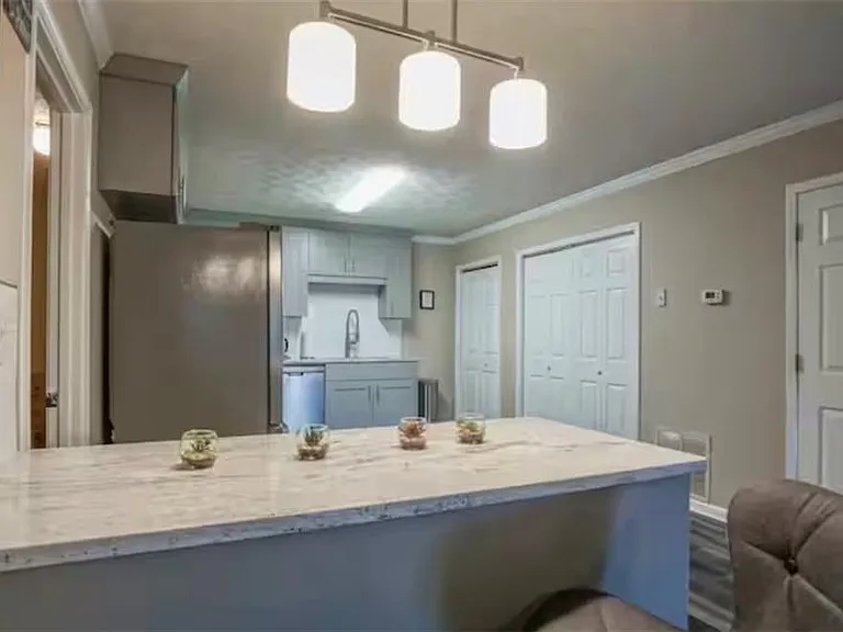 846 Park Pl NE — Photo 102