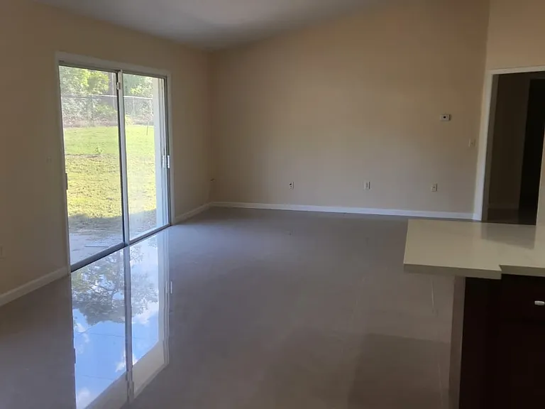466 Marion Oaks Trl — Photo 10