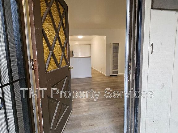 2nd image of 2619 W Acacia St APT 1