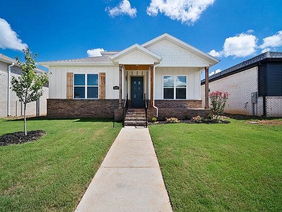 2nd image of 6205 SW Luna Ln
