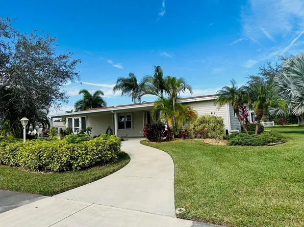 3264 Perigrine Falcon Drive, Port St Lucie, FL 34952