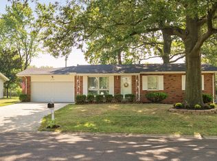 12158 Trailways Dr, Saint Louis, MO