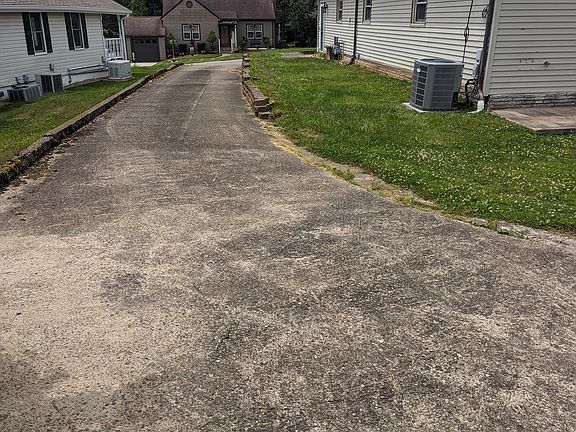 Private drive from parking spot