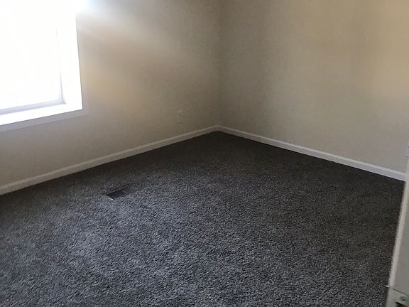 3rd image of 250 SE Laurel St #745