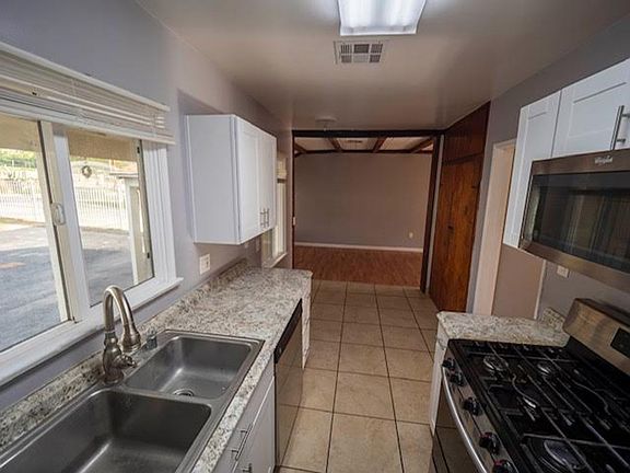 2nd image of 13079 Gladstone Ave