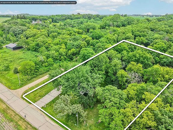3rd image of 2232 Tower Dr