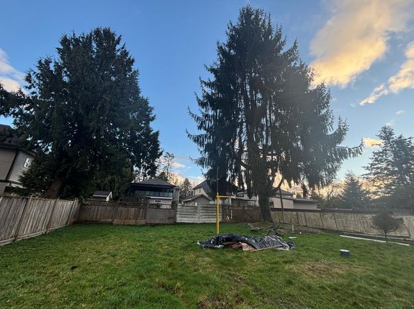 13370 96th Ave, Surrey, BC V3V 1Y4