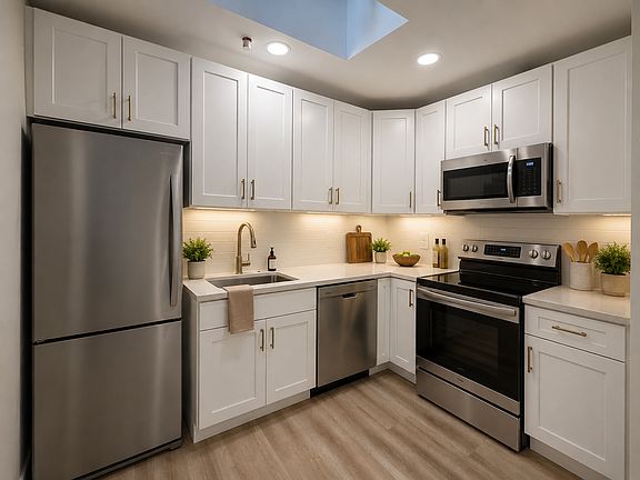 4th image of 707 Chestnut St #3RB
