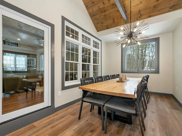 41 Regis Rd — Photo 15