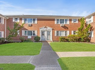 1147B Valley Rd #26, Wayne, NJ 07470