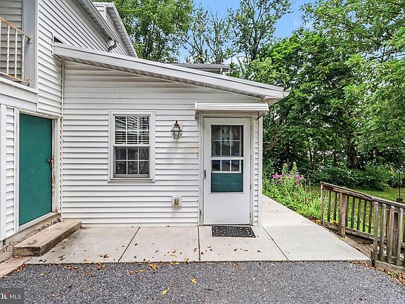 3rd image of 11 Morgan St