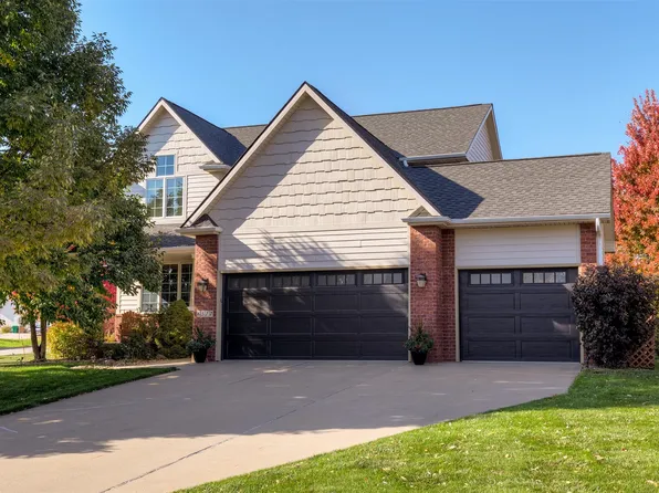 6512 NW 97th St, Johnston, IA 50131