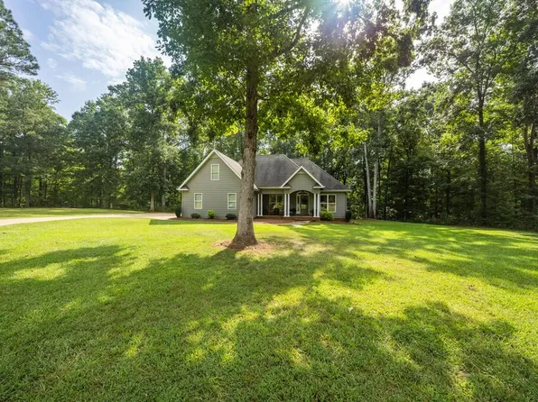 250 Manor Ct, Forsyth, GA 31029