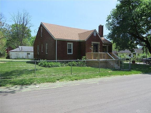 4th image of 2600 Falmouth Ave