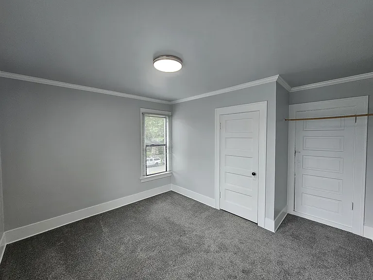 Bedroom unit C