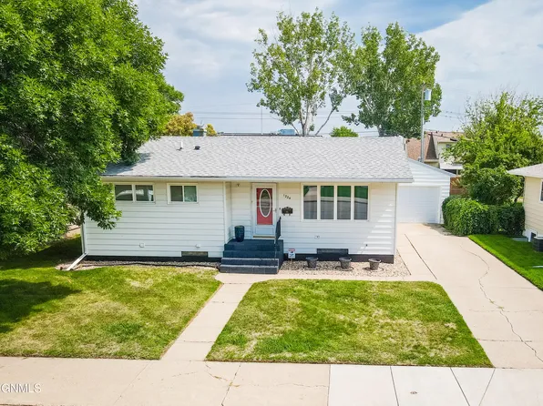1224 7th Ave W, Williston, ND 58801