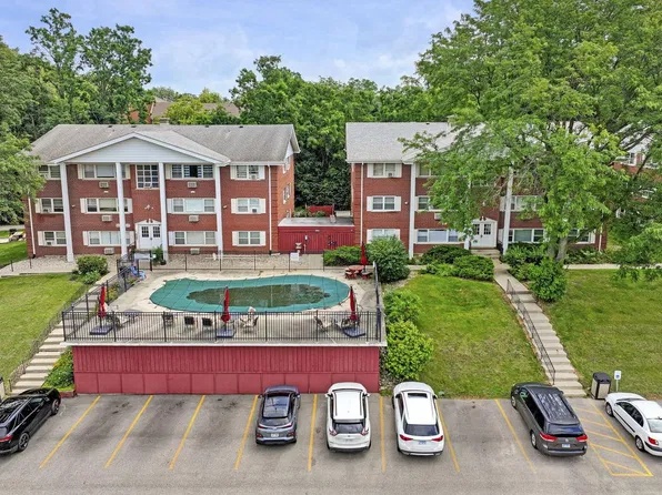 215 Country Club DRIVE #1C, Lake Geneva, WI 53147