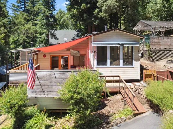 203 Fairview Ave, Boulder Creek, CA 95006