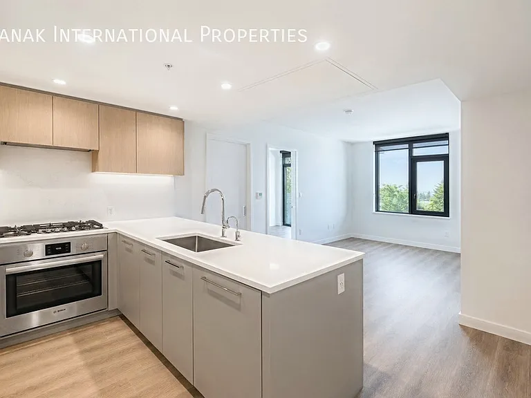 701 Sussex Ave #6608 — Photo 3