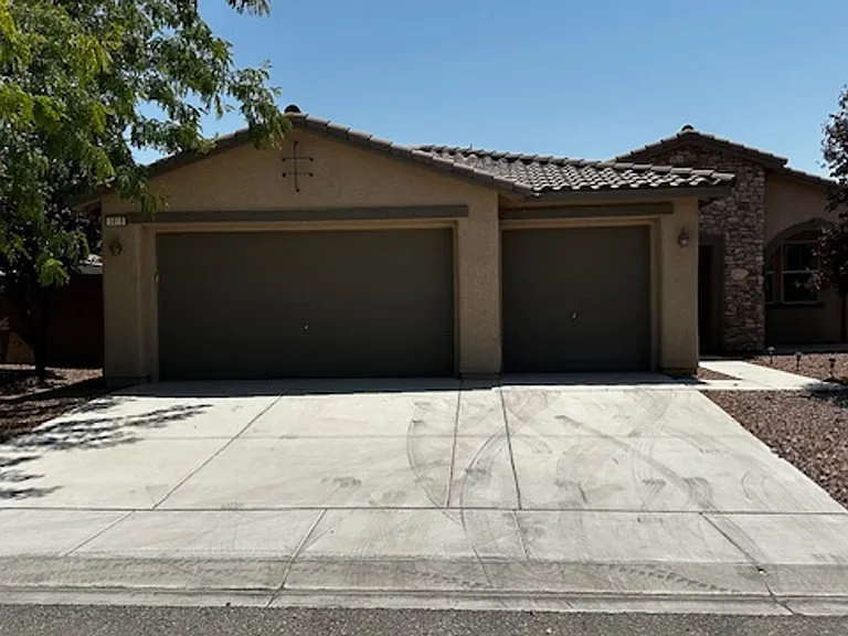 5819 E Badlands Ln — Photo 1