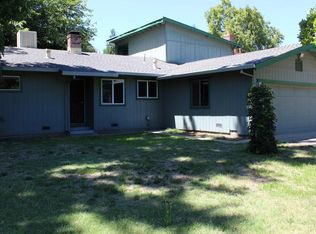 5256 Elm Ln, Redding, CA 96001