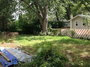 36721 N Ridge Ave, Ingleside, IL 60041