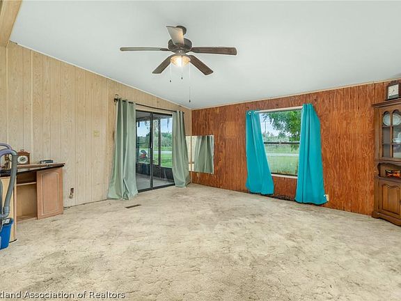 5th image of 3228 Belaire Ct