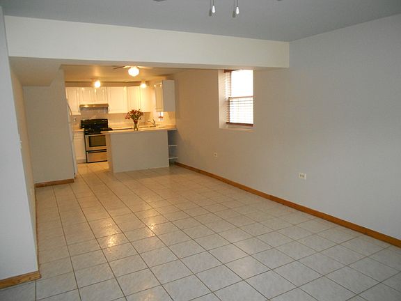 5th image of 4744 N Hermitage Ave #G
