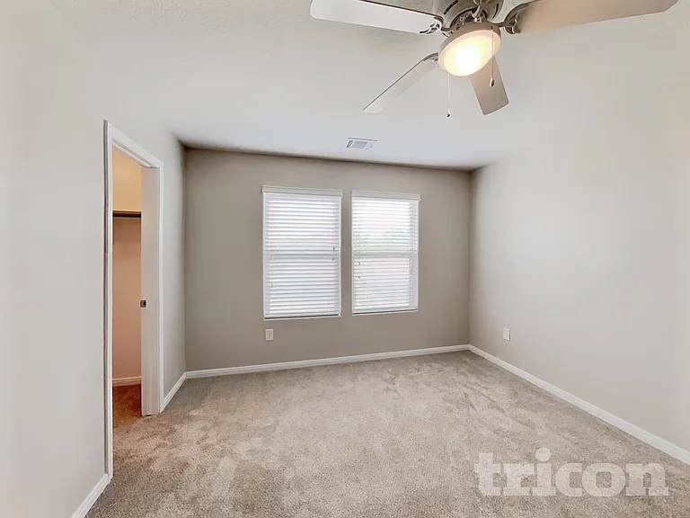 10115 Dawson Hill Ln — Photo 6