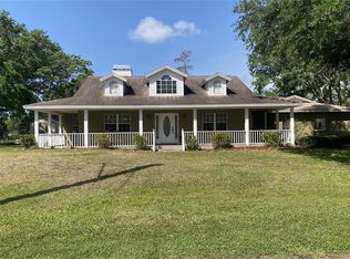 18724 Geraci Rd, Lutz, FL 33548