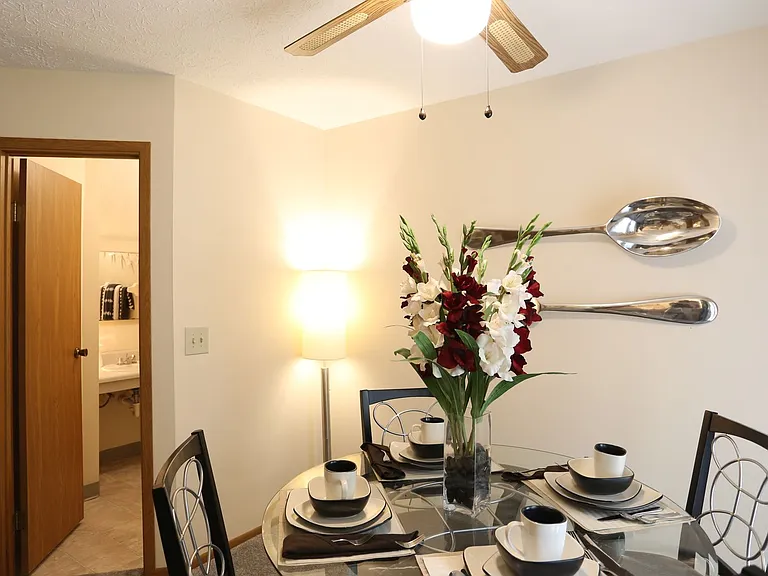 Stratford Chase Townhomes — Photo 30