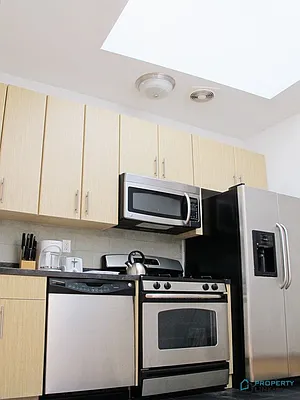 Rented by Property Link Mgmt, LLC | media 28