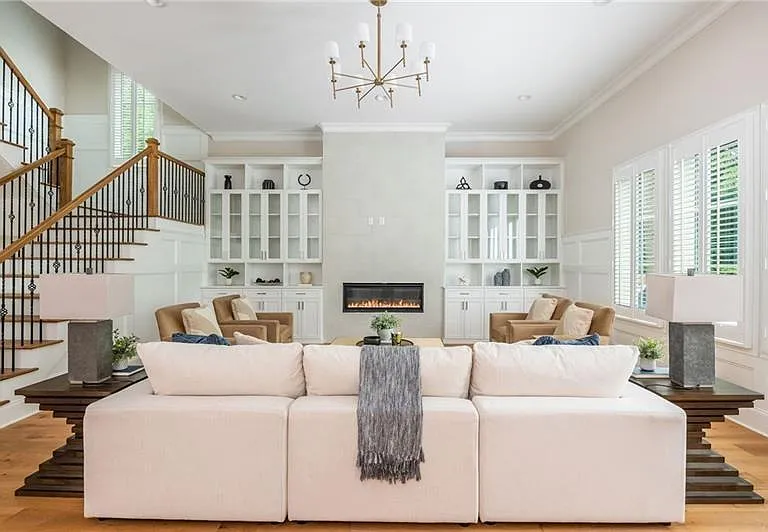1169 Dorby Park Dr NE — Photo 6