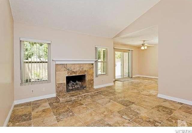 1st image of 863 Murdoch Ln